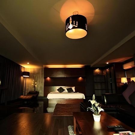 B2 Black Business And Budget Hotel Чиангмай Экстерьер фото