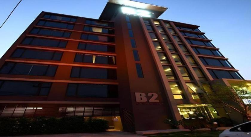 B2 Black Business And Budget Hotel Чиангмай Экстерьер фото