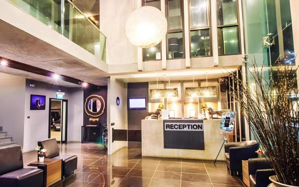 B2 Black Business And Budget Hotel Чиангмай Экстерьер фото