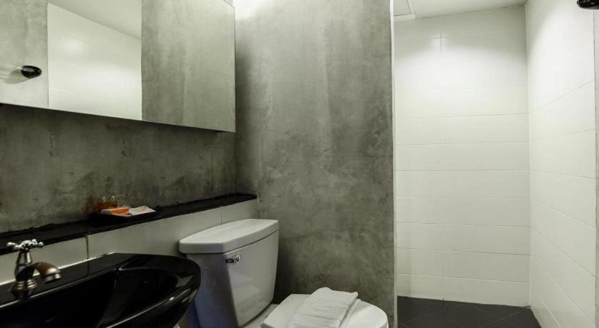 B2 Black Business And Budget Hotel Чиангмай Экстерьер фото
